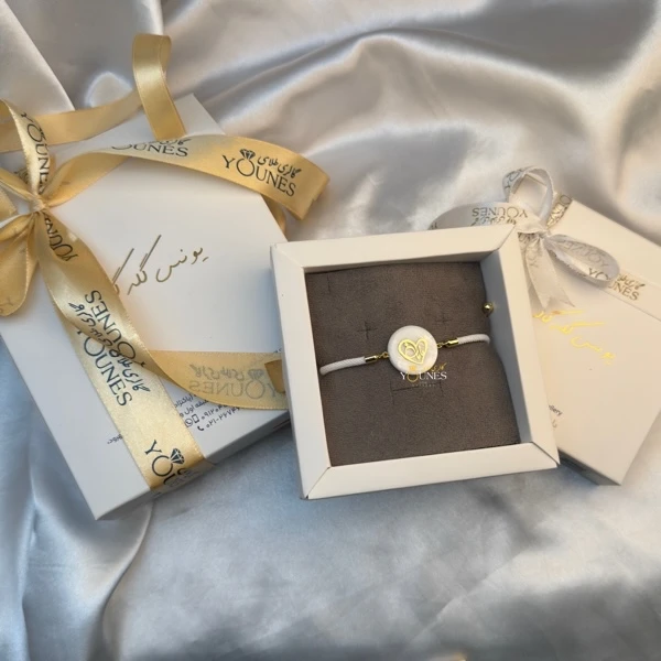 دستبند طلا مامان قلب کج سنگ صدفی